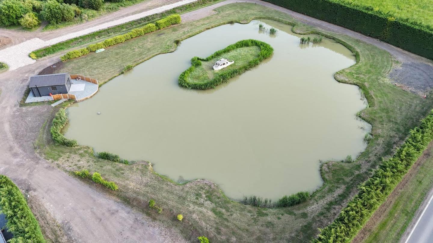 Boat Lake at Manea Fisheries & Caravan Park